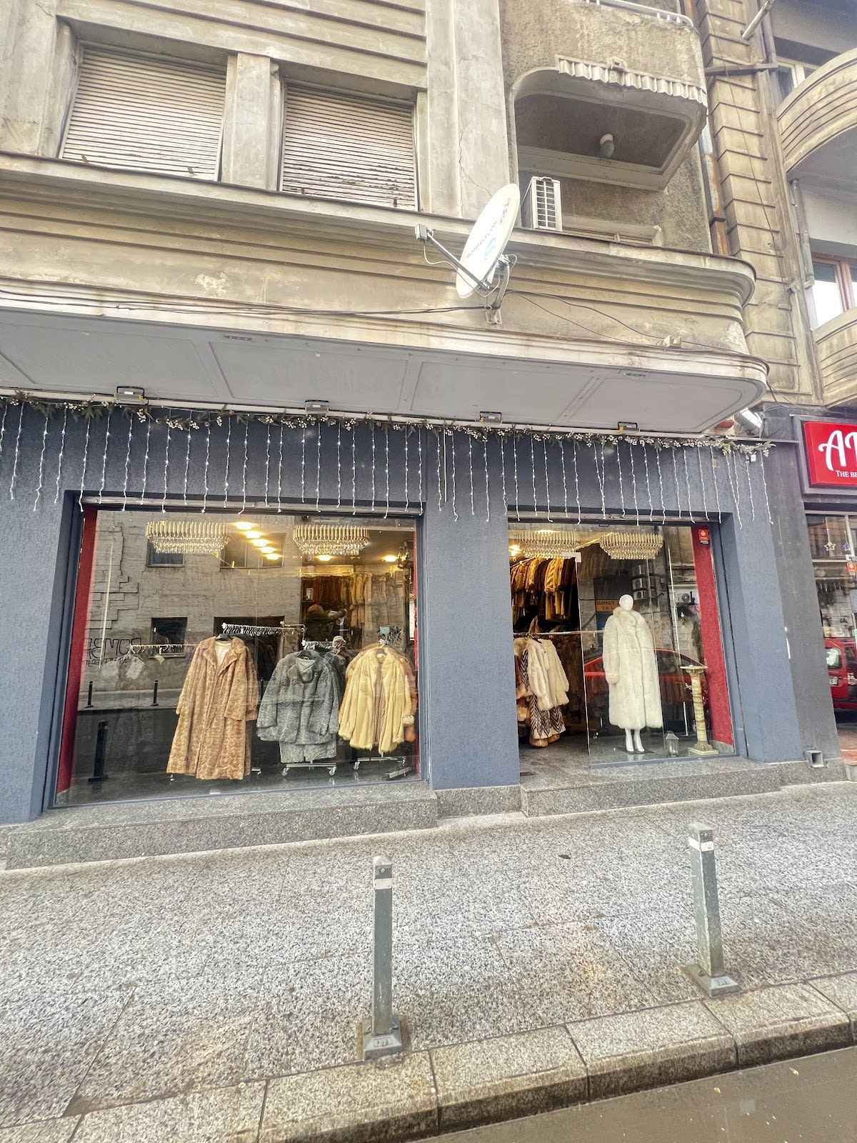 Bucharest Vintage Shop