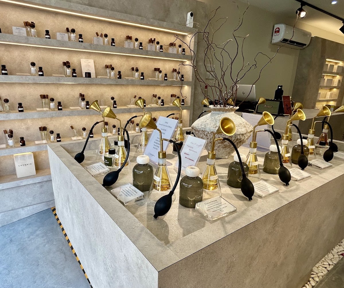LUVENIA SCENTS JONKER WALK