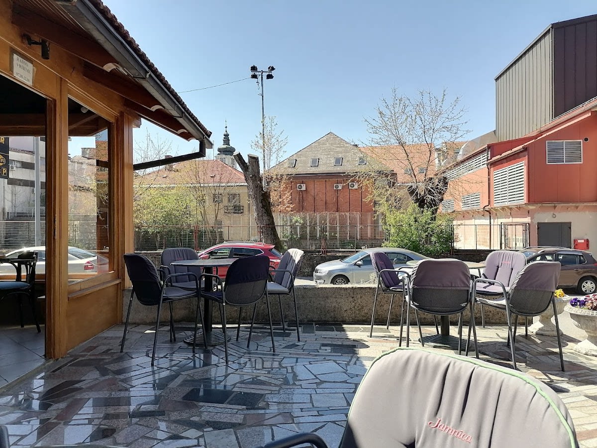 Rooms and Caffe Bar Bonaca