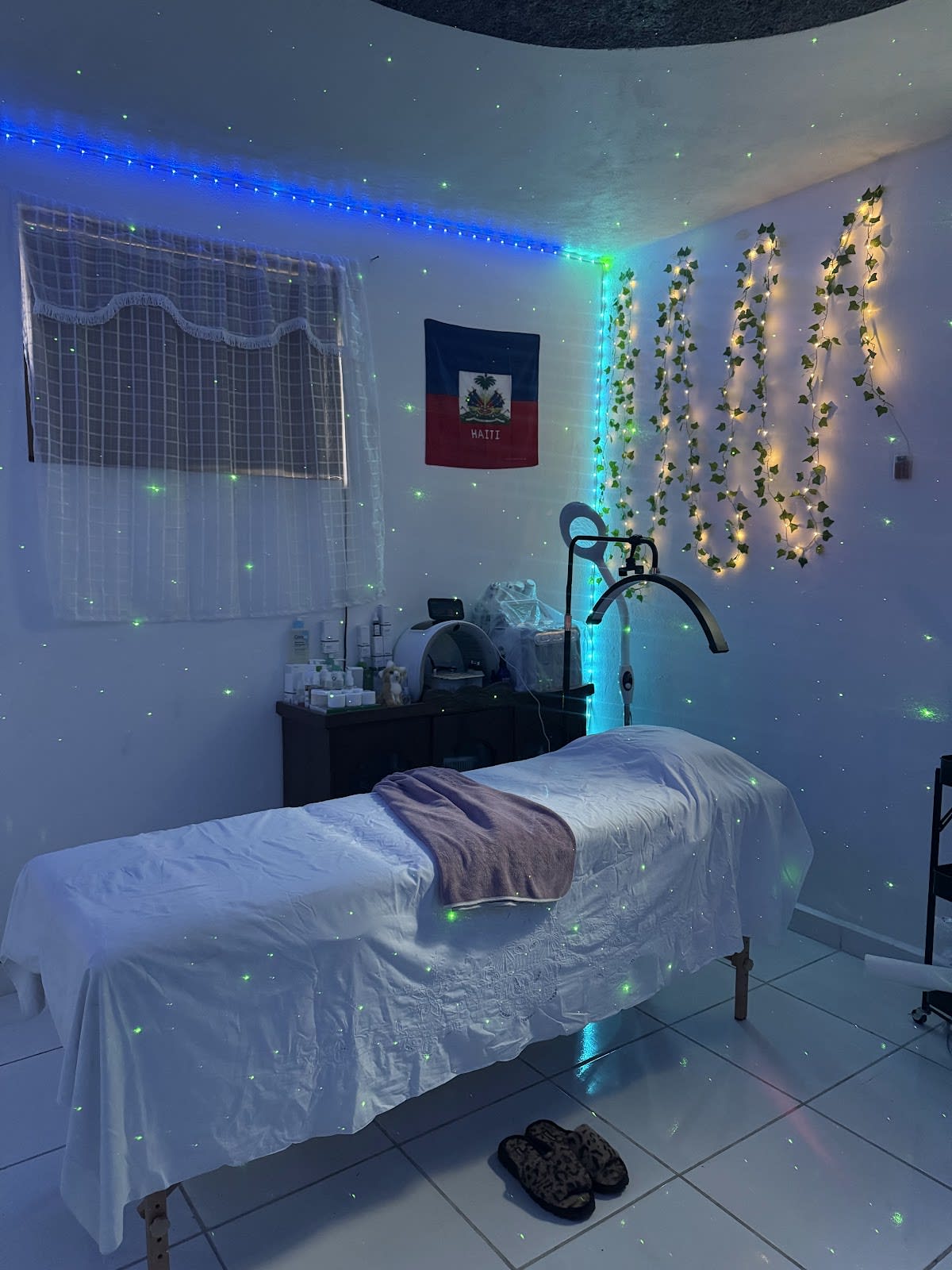 Skin care with Roxie