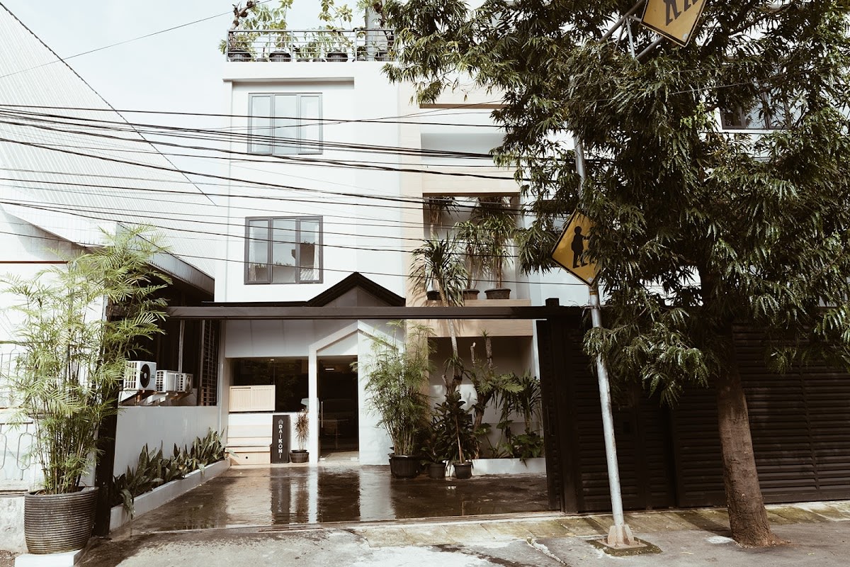 W Home Benhil